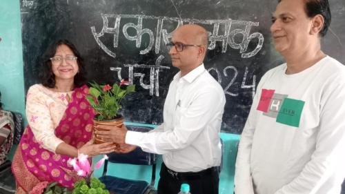 Sir with Principal Kumud mam,Beloudi